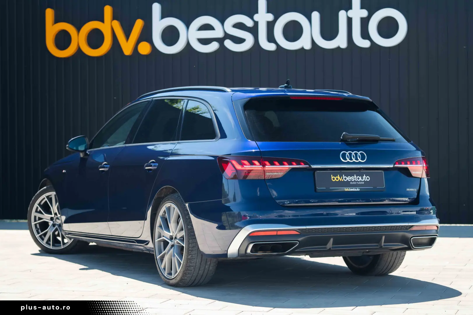 Audi A4 40 TDI quattro S tronic S line