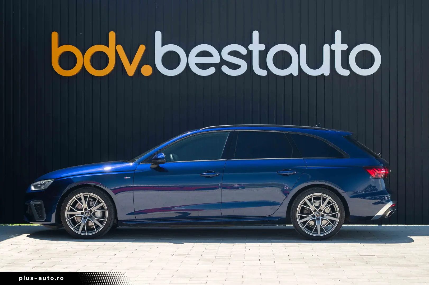 Audi A4 40 TDI quattro S tronic S line