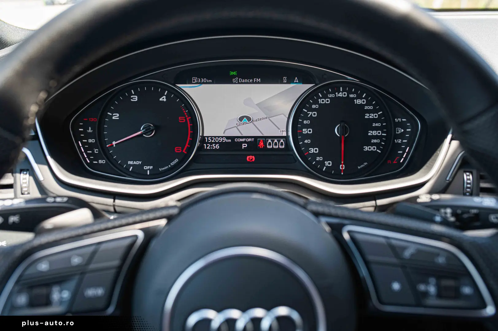 Audi A4 40 TDI quattro S tronic S line