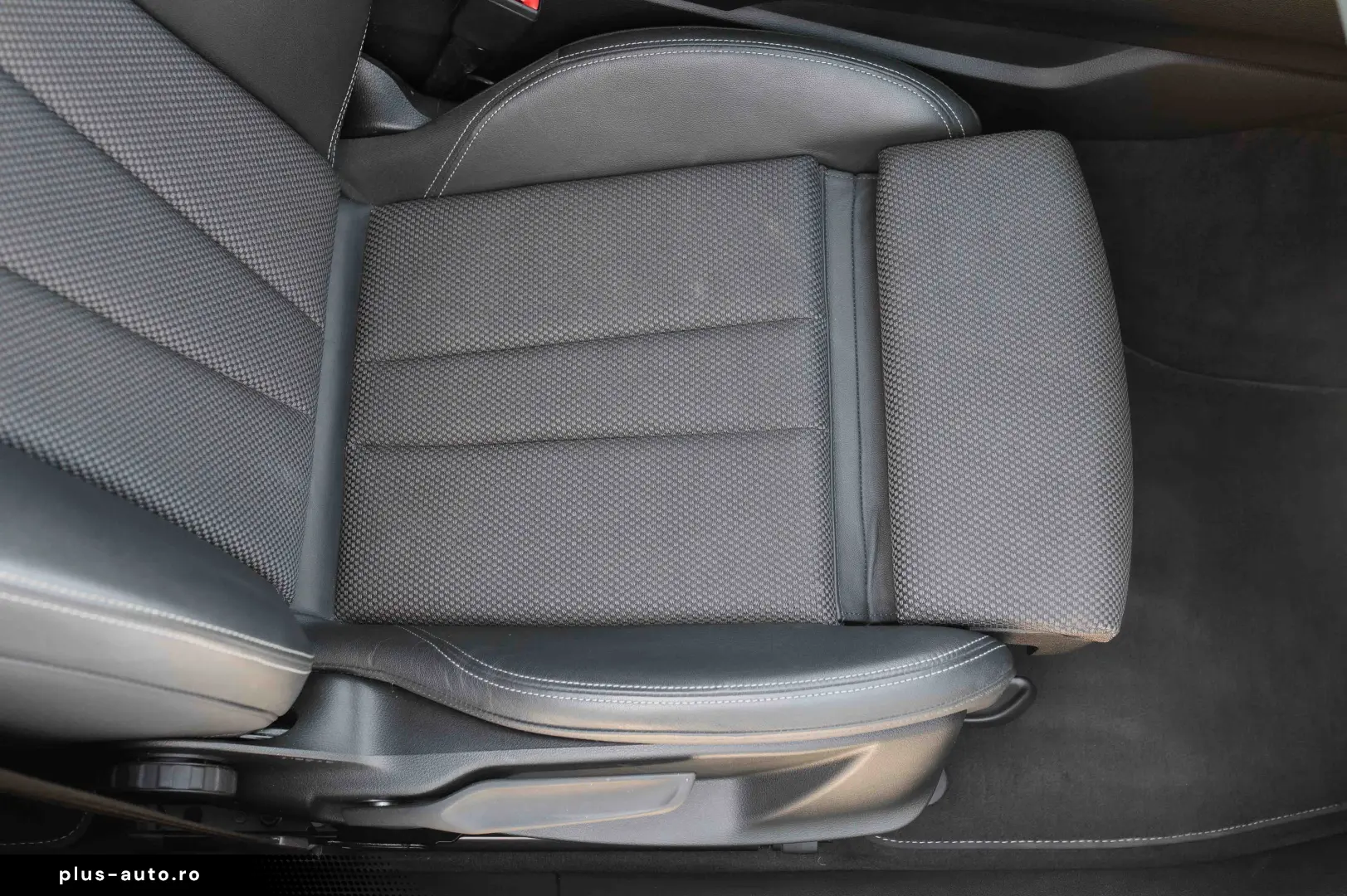 Audi A4 40 TDI quattro S tronic S line
