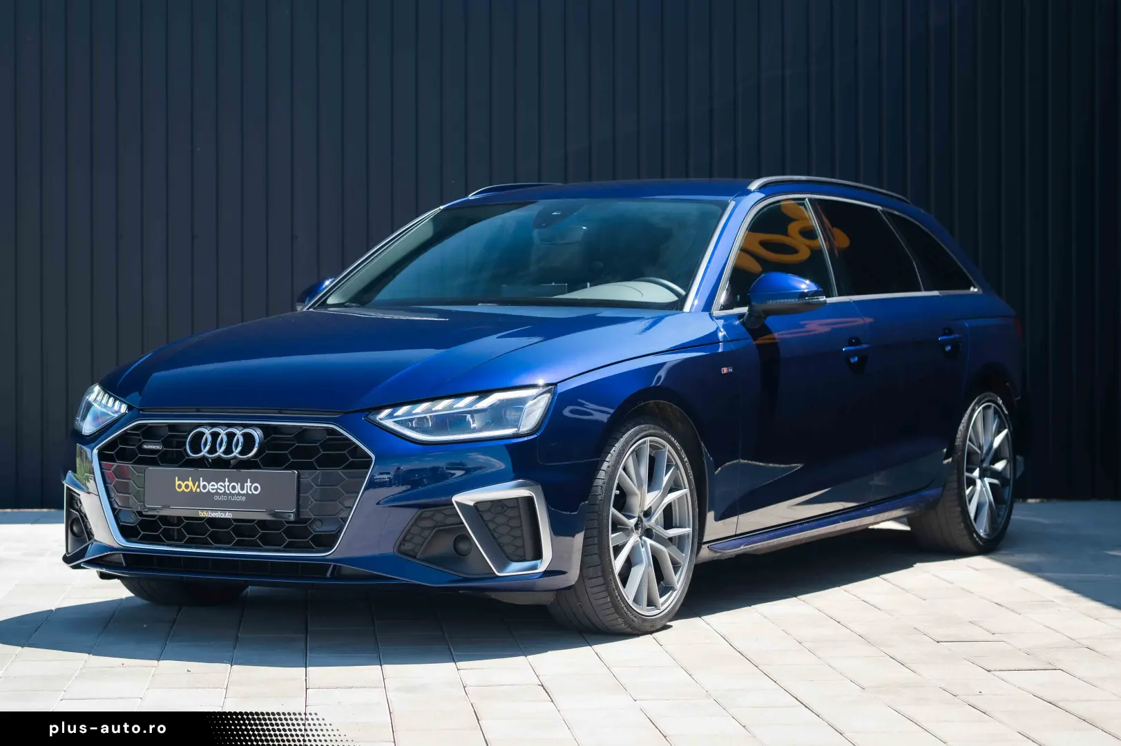 Audi A4 40 TDI quattro S tronic S line