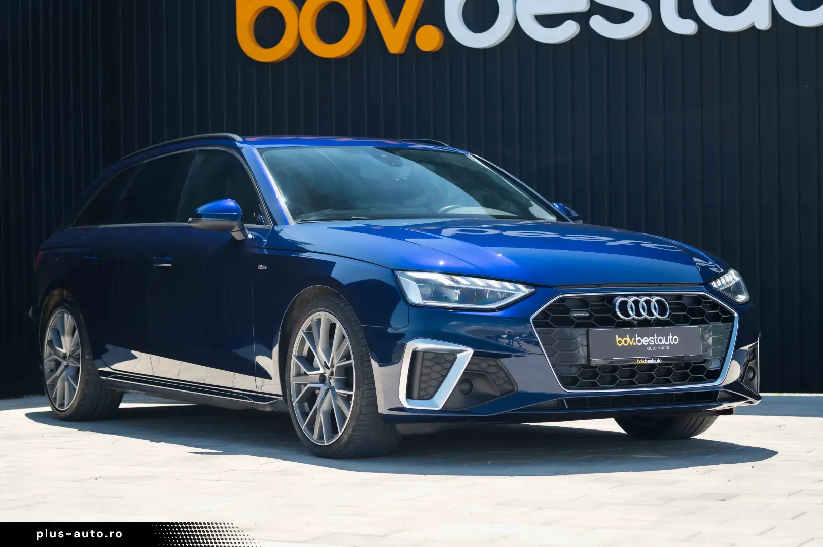 Audi A4 40 TDI quattro S tronic S line