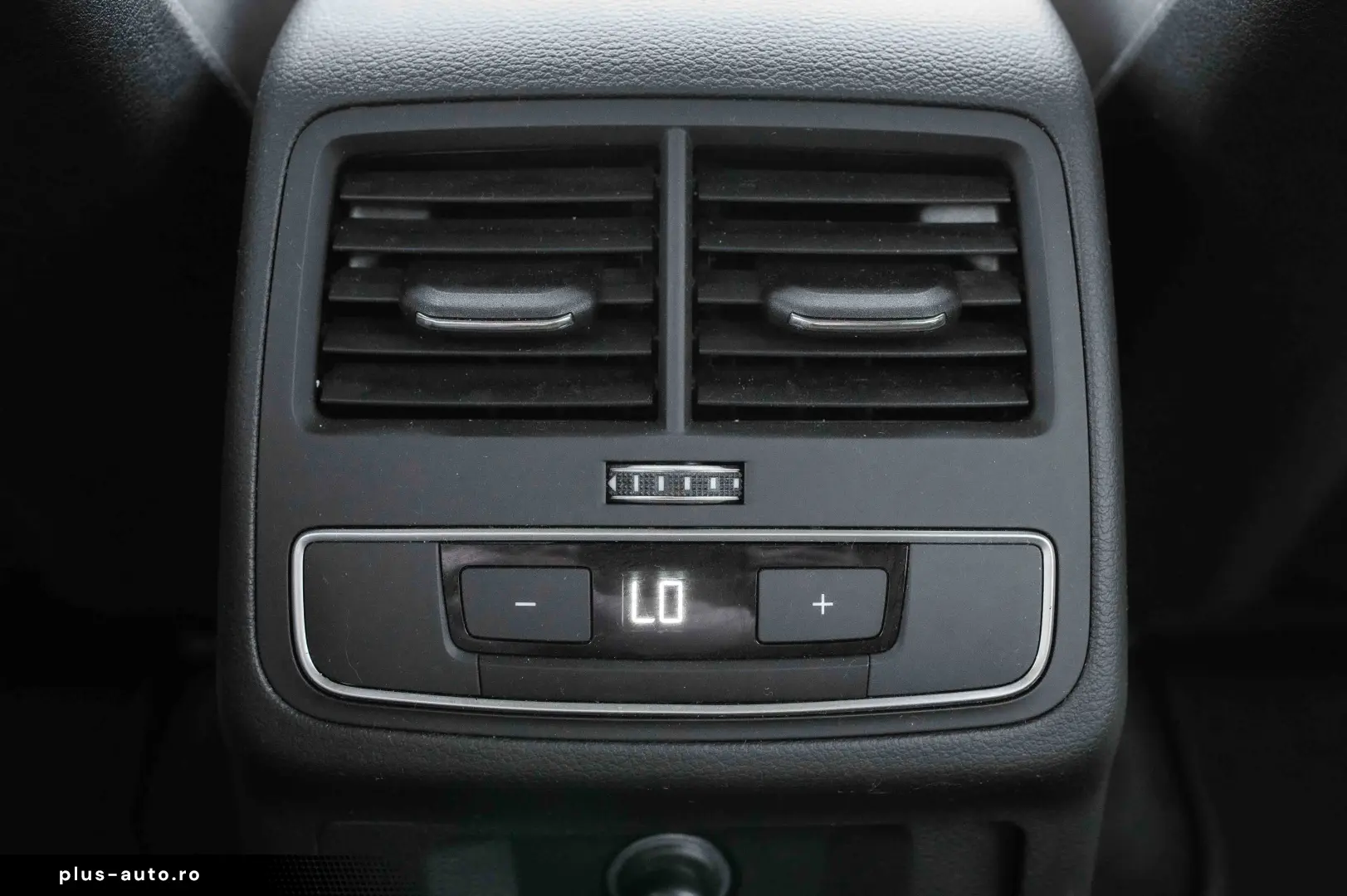 Audi A4 40 TDI quattro S tronic S line