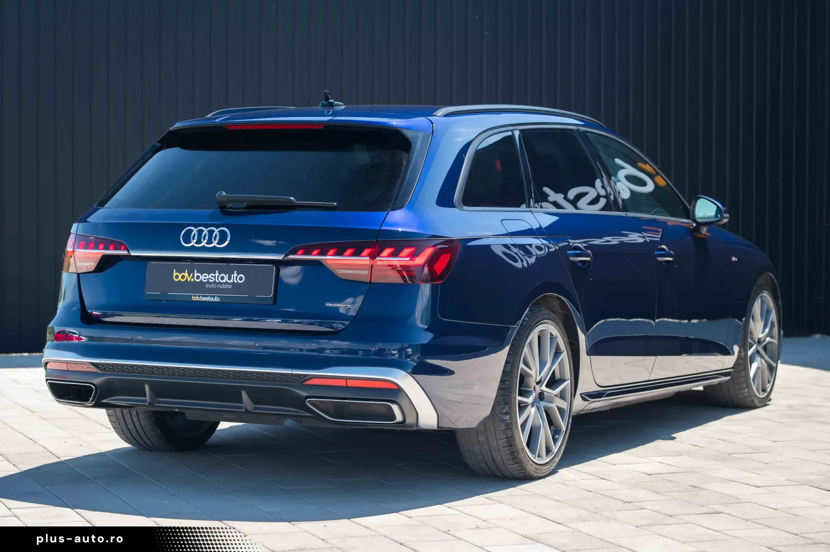 Audi A4 40 TDI quattro S tronic S line