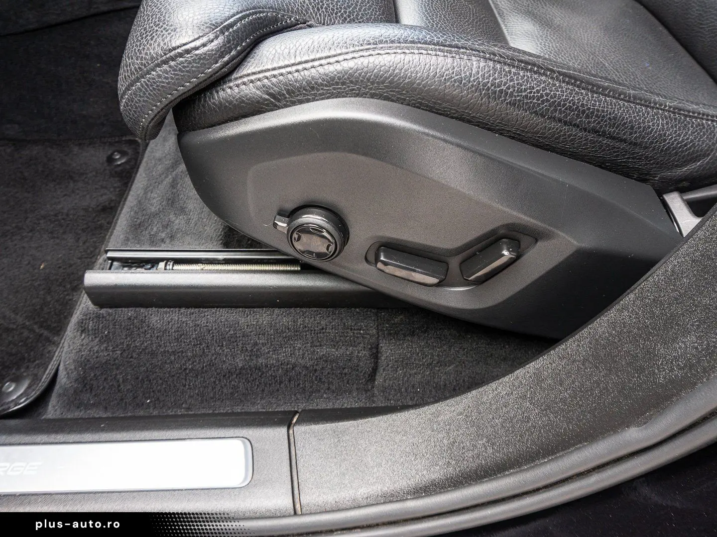 VOLVO XC90 T8 AWD Plus Bright Plug-In LED