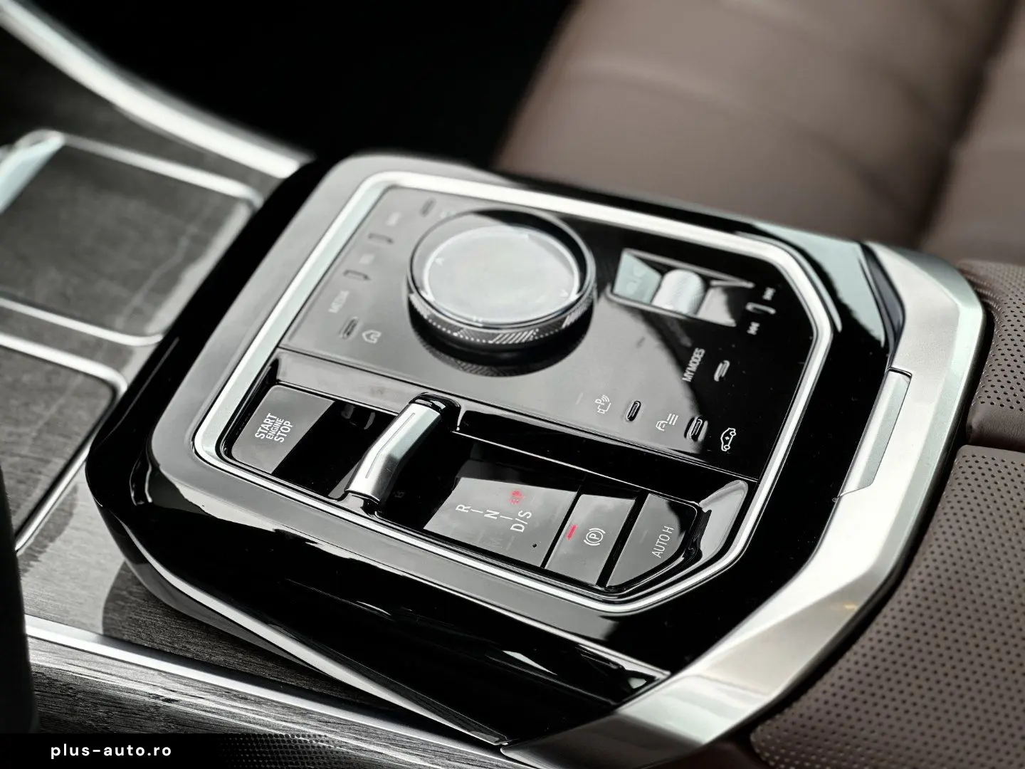 BMW 740d xDrive M-Sport Iconic Glow Live Cockpit Wir