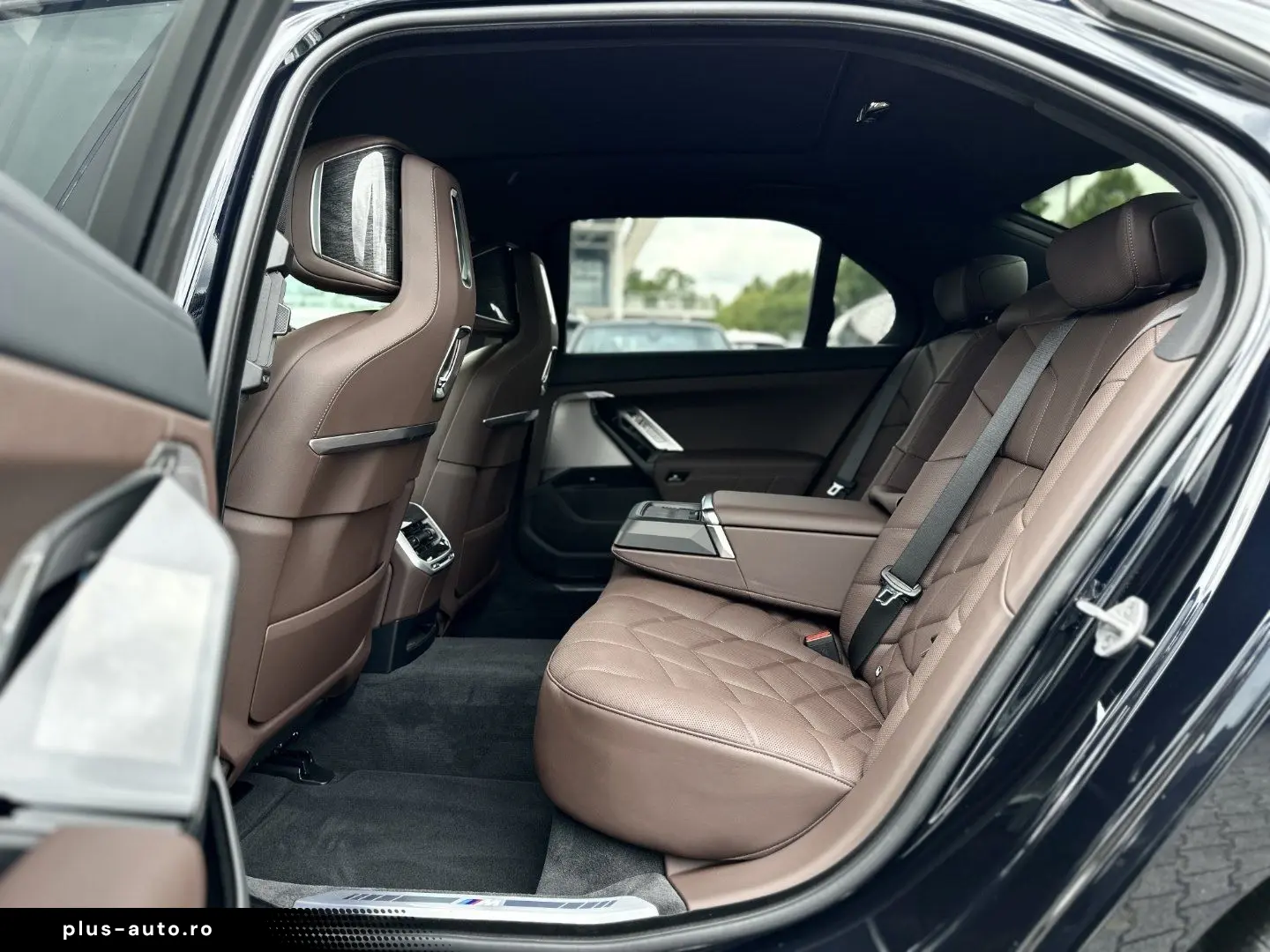 BMW 740d xDrive M-Sport Iconic Glow Live Cockpit Wir