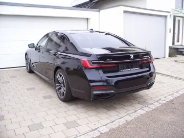 BMW 745Le xDrive M Sportpaket 3xTV B&W SkyPano Laser