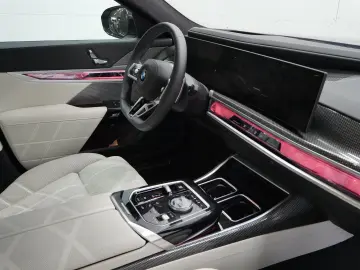 BMW 740 d xD M-Sport KRISTALL STHZG SOFT B&W 360