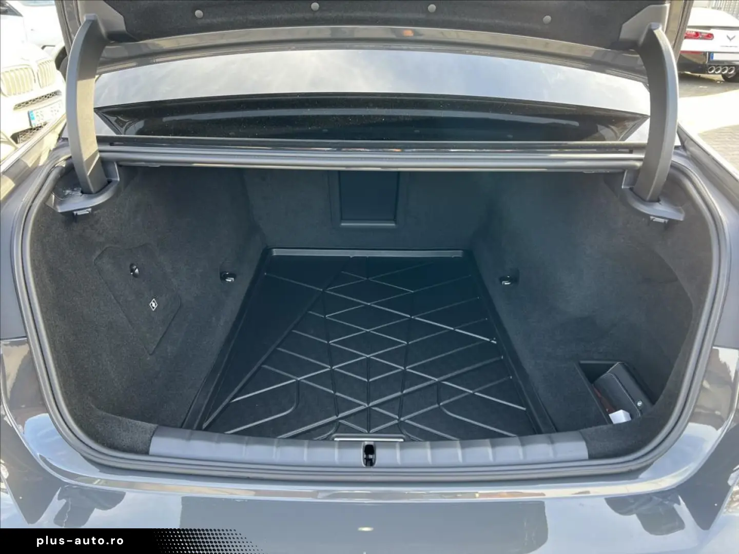 BMW 750 e xDrive M Sport