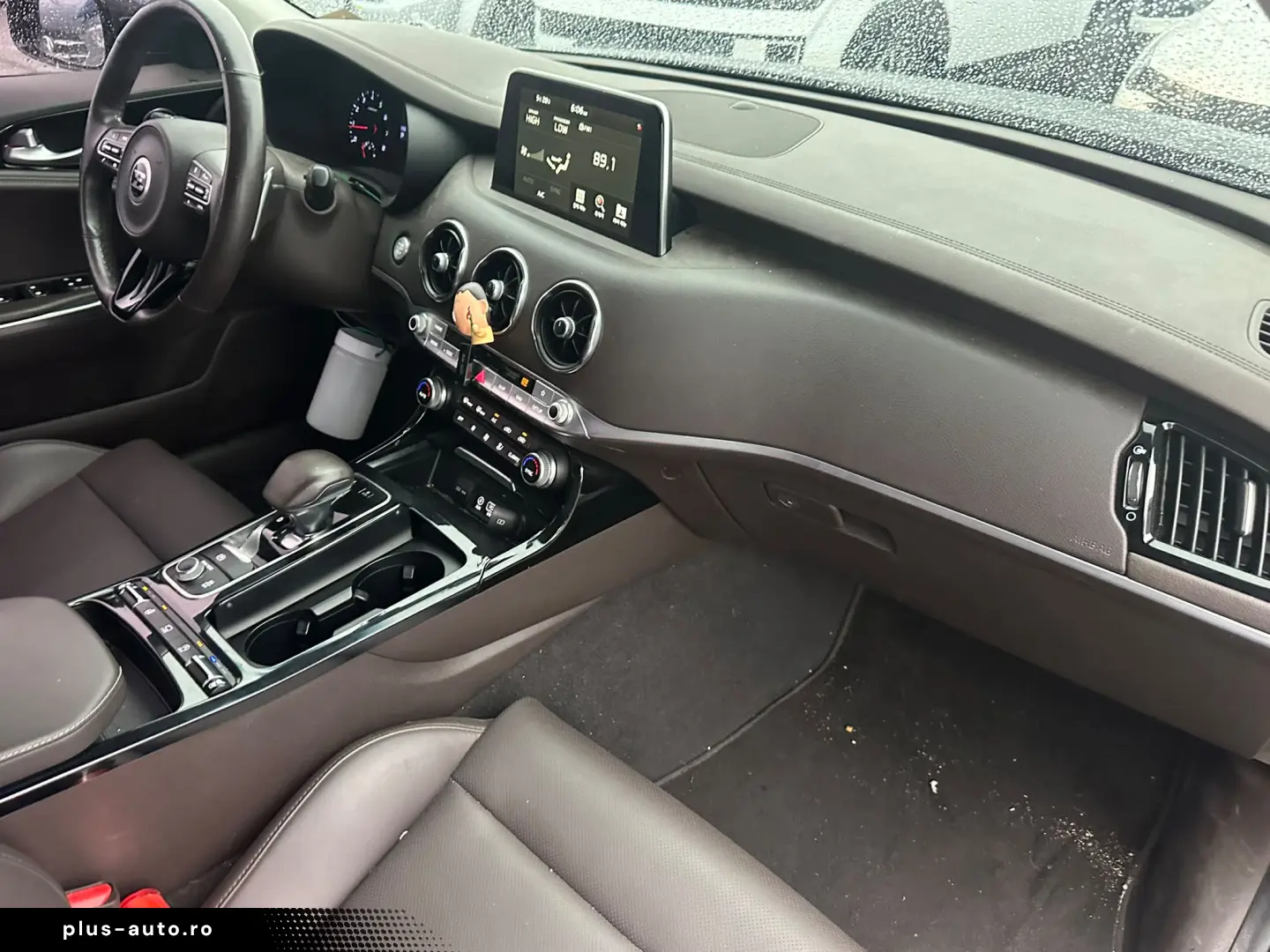 KIA STINGER 2018  84.000KM Garantie 36 de luni sau 60.000km