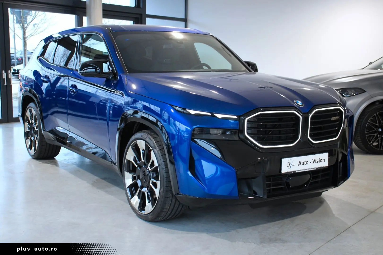 BMW XM Individual DeepLagoon B&WSound Massage 360