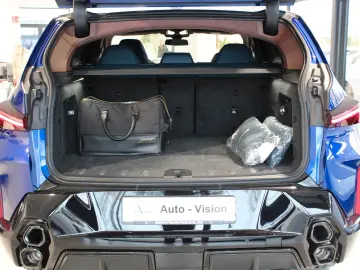 BMW XM Individual DeepLagoon B&WSound Massage 360