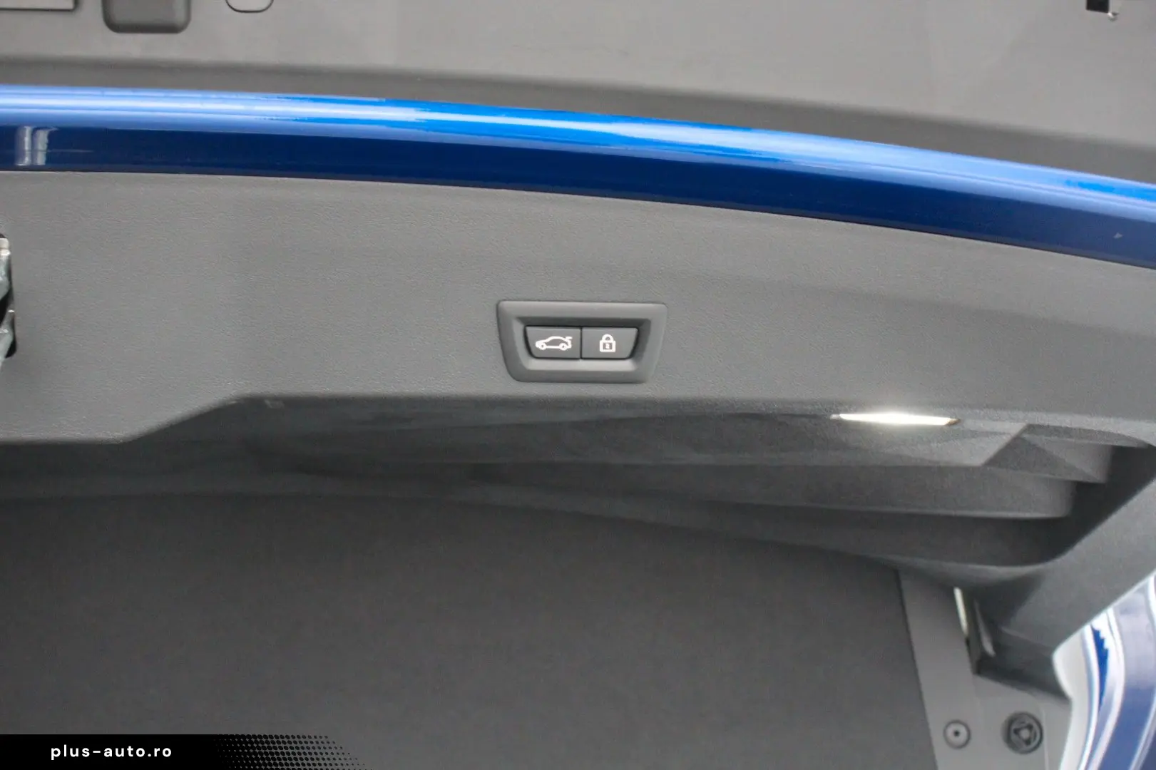 BMW XM Individual DeepLagoon B&WSound Massage 360