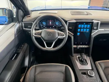 VW Amarok 3.0 TDI 177 kW Aventura Doppelkabine 4Mot