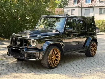 MERCEDES-BENZ G 700 BRABUS WIDESTAR GOLD EDITION