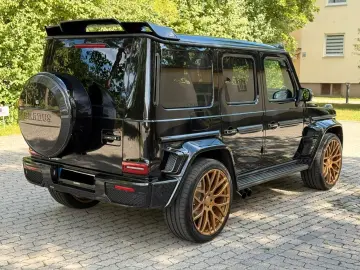 MERCEDES-BENZ G 700 BRABUS WIDESTAR GOLD EDITION