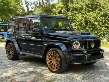 MERCEDES-BENZ G 700 BRABUS WIDESTAR GOLD EDITION