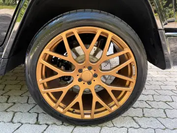 MERCEDES-BENZ G 700 BRABUS WIDESTAR GOLD EDITION