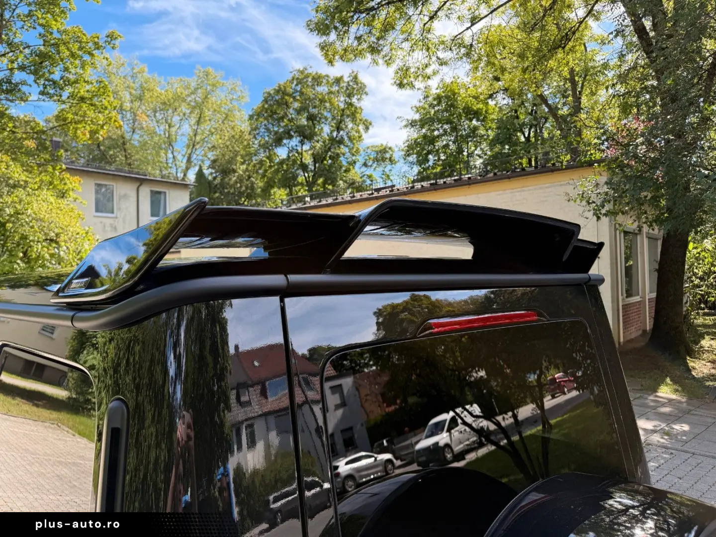 MERCEDES-BENZ G 700 BRABUS WIDESTAR GOLD EDITION