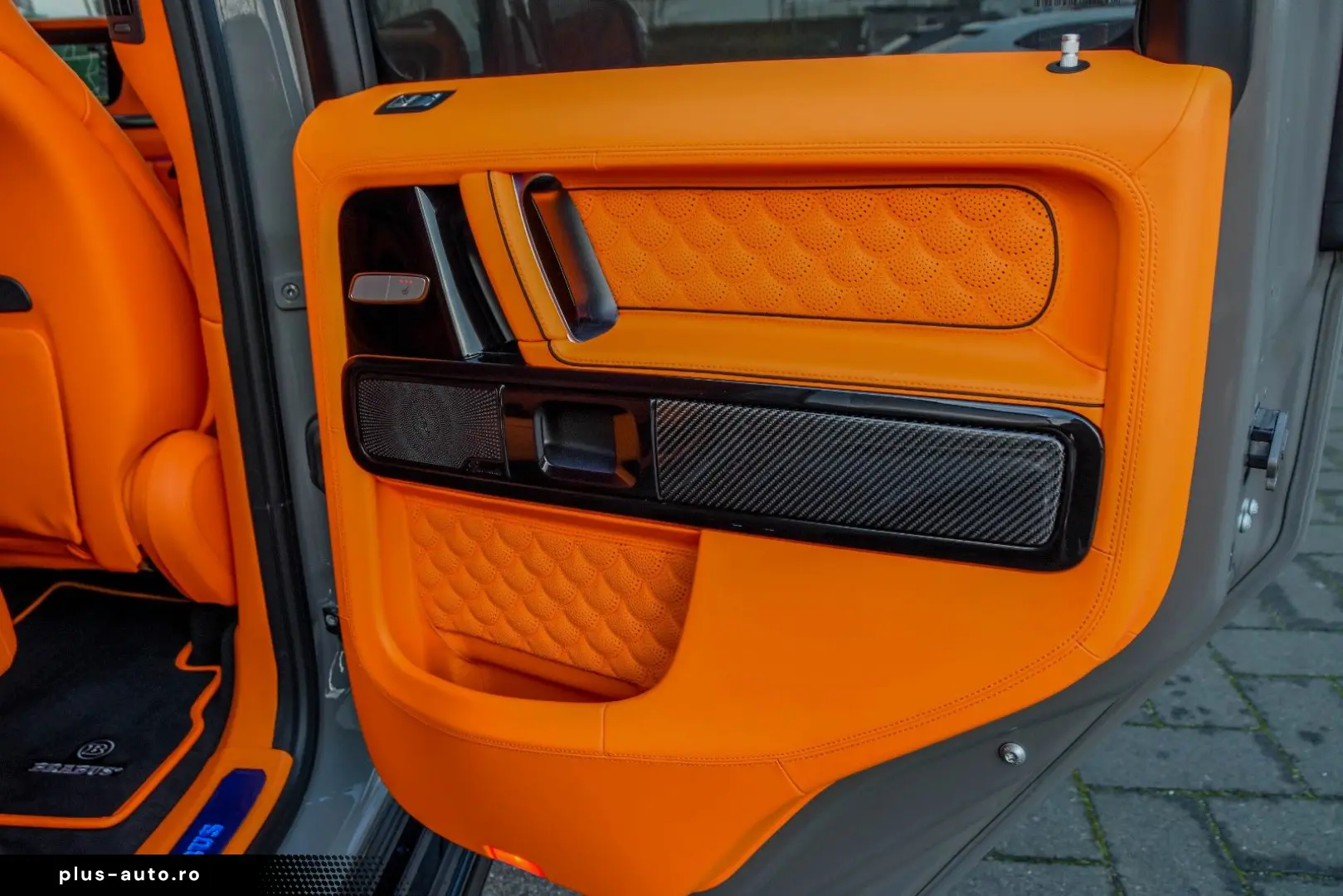 MERCEDES-BENZ G 800 BRABUS  800PS CARBON HERMES LEDER SOFORT