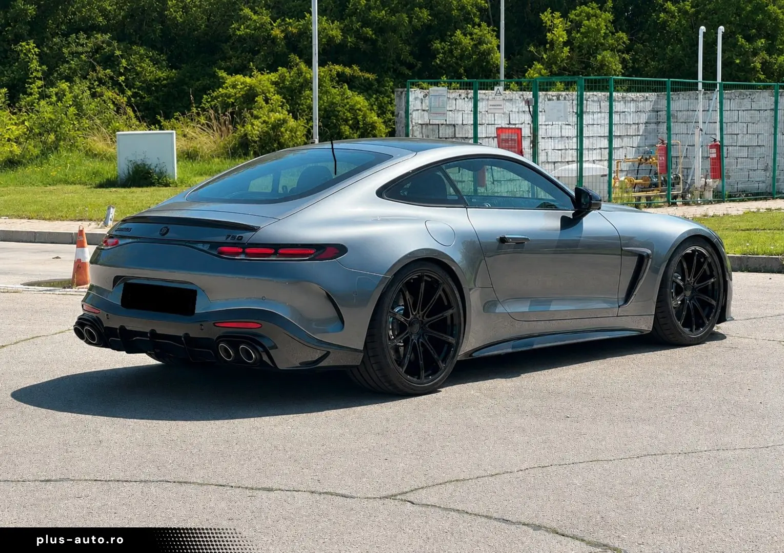 MERCEDES-BENZ AMG GT BRABUS B40S-750 Full Carbon