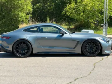 MERCEDES-BENZ AMG GT BRABUS B40S-750 Full Carbon