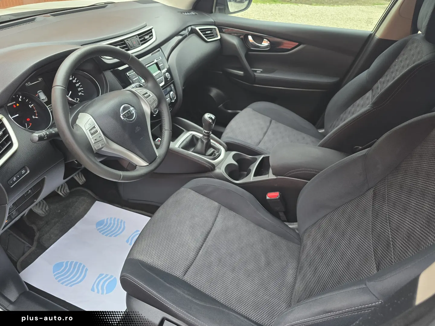 Nissan Qashqai 1.5 DCI  Manual 2015
