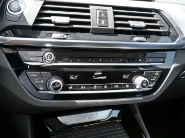 BMW X3 xDrive 20d MHD Advantage Kamera Easy-P AHK