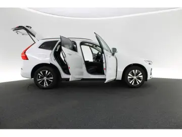 VOLVO XC60 B4 D AWD Momentum Pro