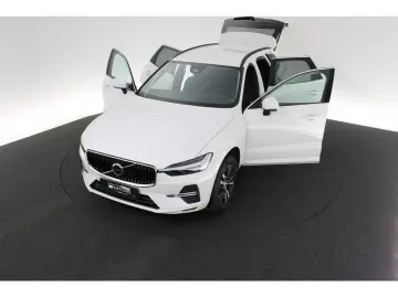 VOLVO XC60 B4 D AWD Momentum Pro