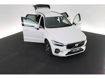 VOLVO XC60 B4 D AWD Momentum Pro
