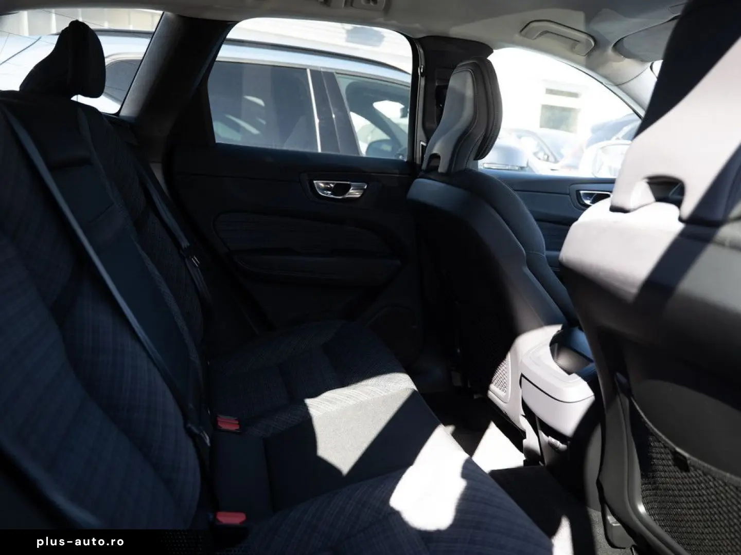 VOLVO XC60 B4 D AWD Momentum Pro