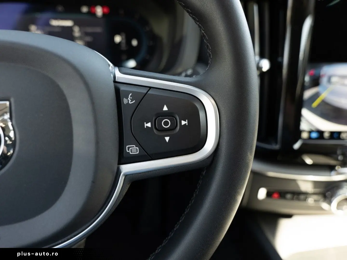 VOLVO XC60 B4 D AWD Momentum Pro