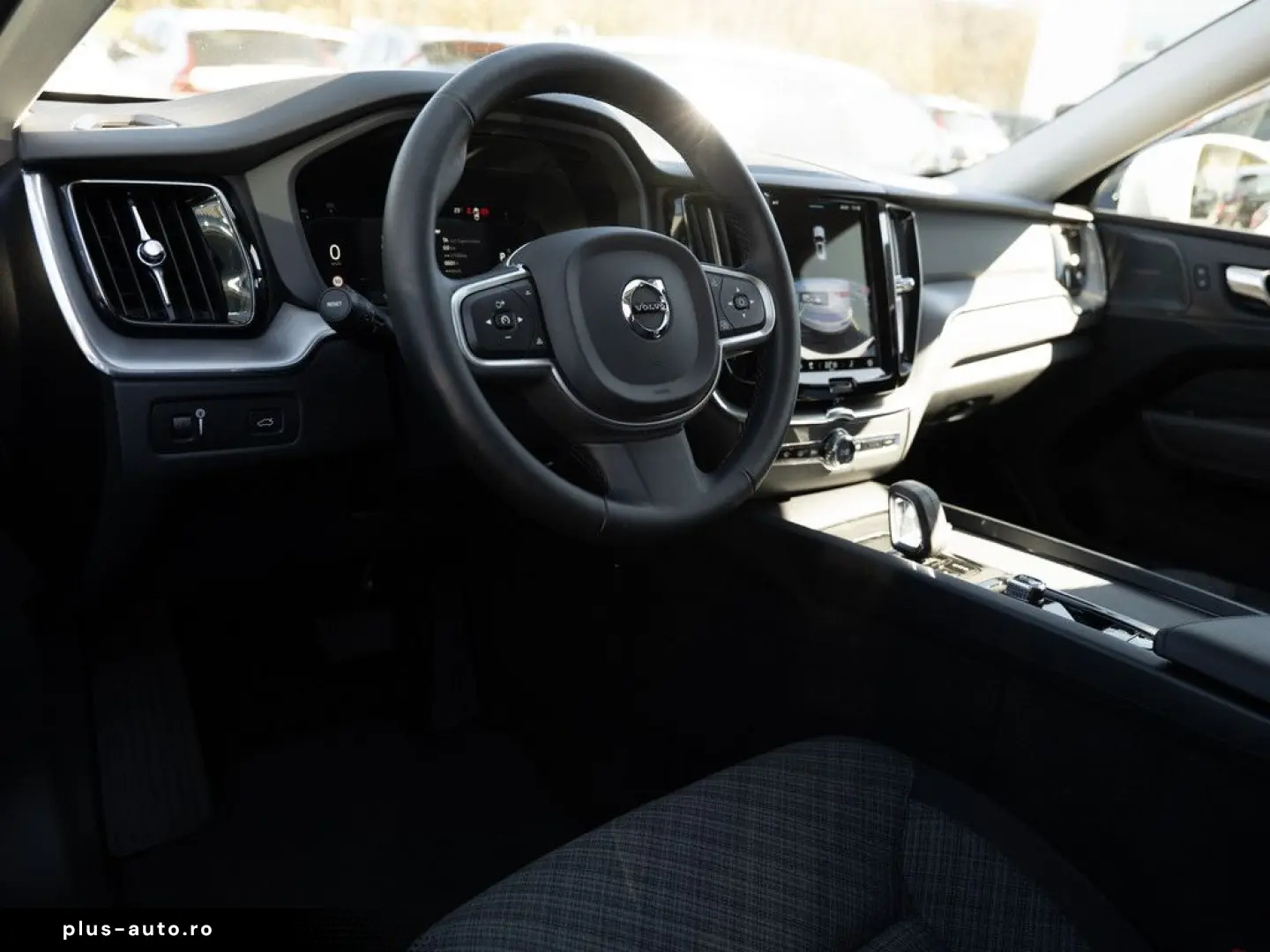 VOLVO XC60 B4 D AWD Momentum Pro