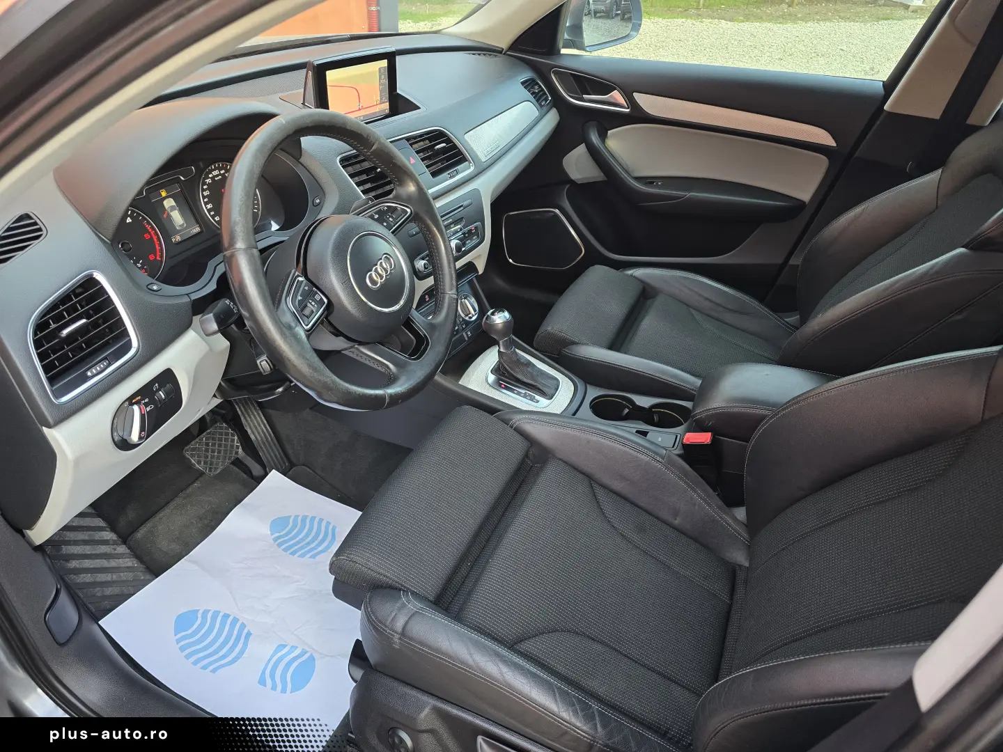 Audi Q3 QUATTRO 2.0 TDI 177 CP Automat 2012