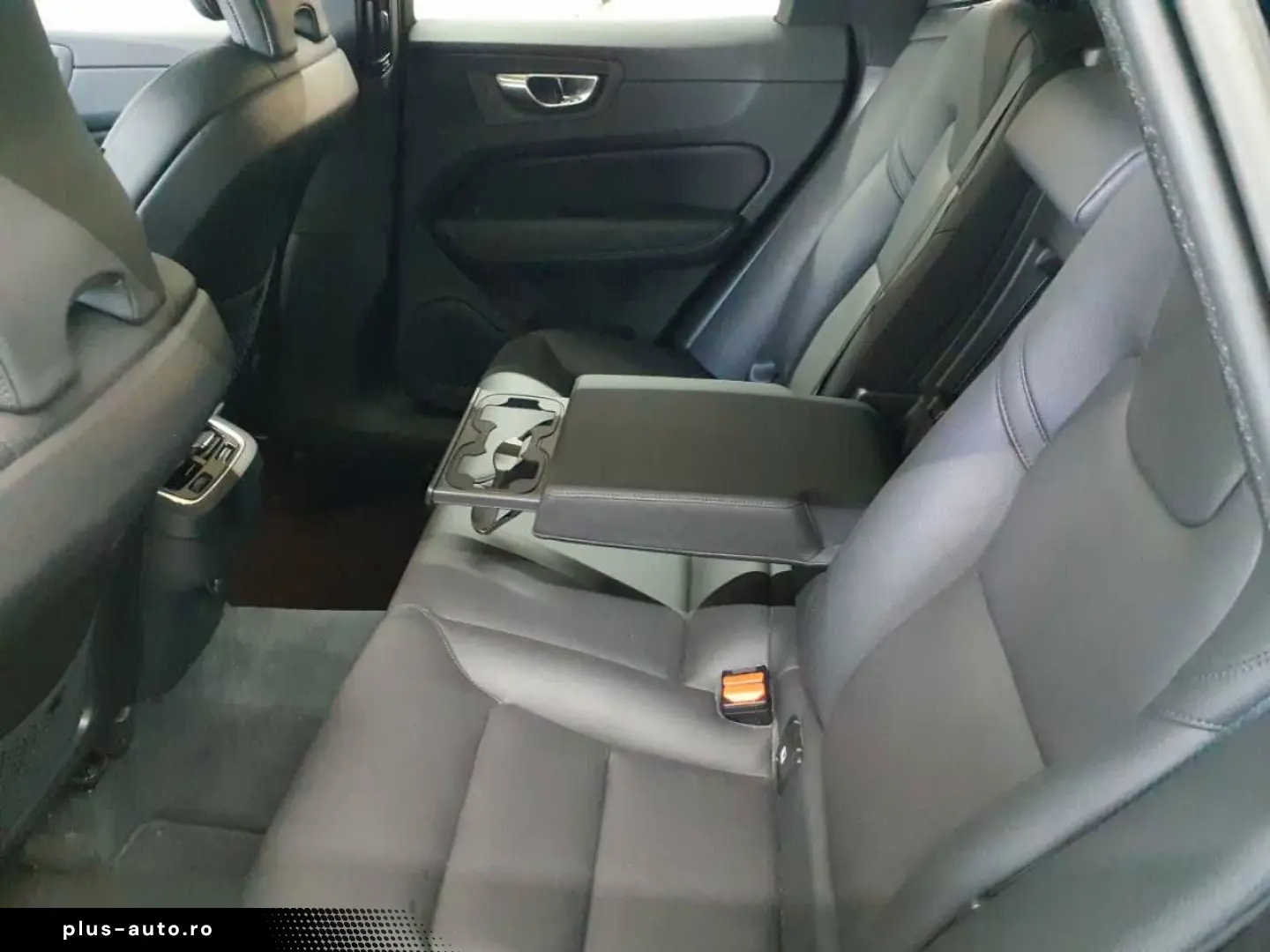 VOLVO XC60 B4 D AWD Ultimate Dark