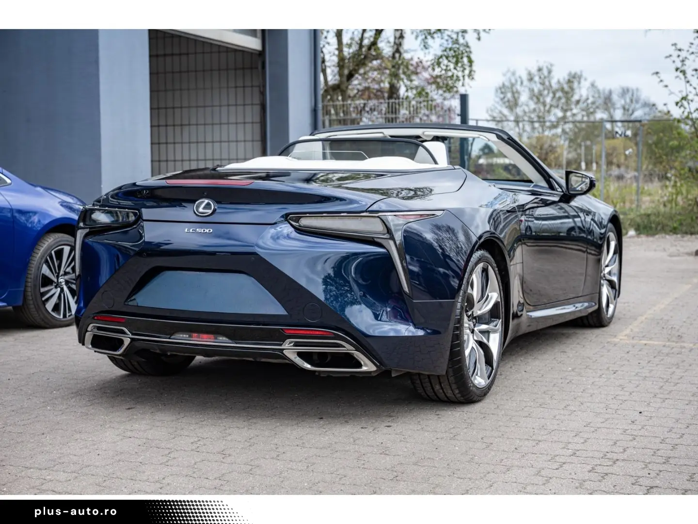 LEXUS LC 500 Cabrio Bespoke Build Touring-Paket adapt.