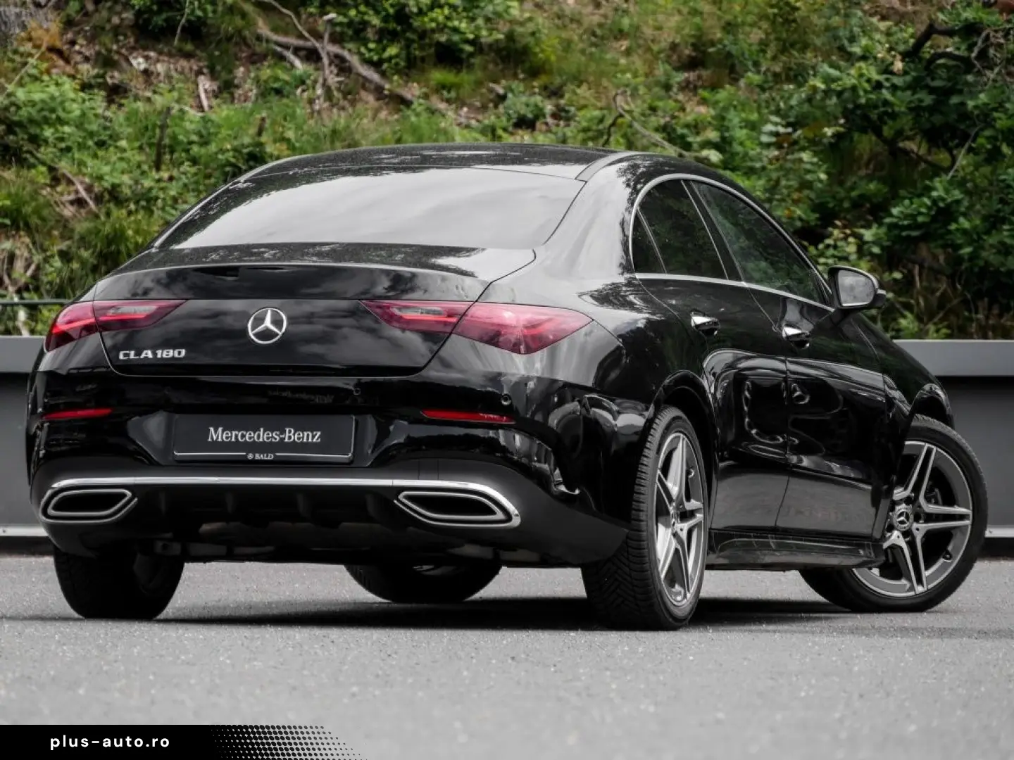 MERCEDES-BENZ CLA 180 Cp AMG-Sport Pano MBeam Distr 360 Keyl