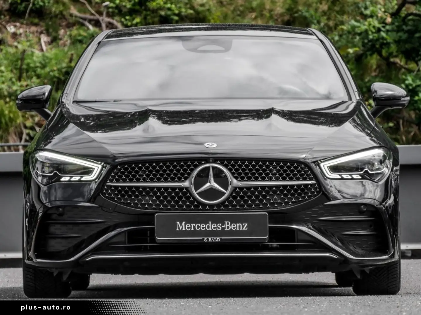 MERCEDES-BENZ CLA 180 Cp AMG-Sport Pano MBeam Distr 360 Keyl