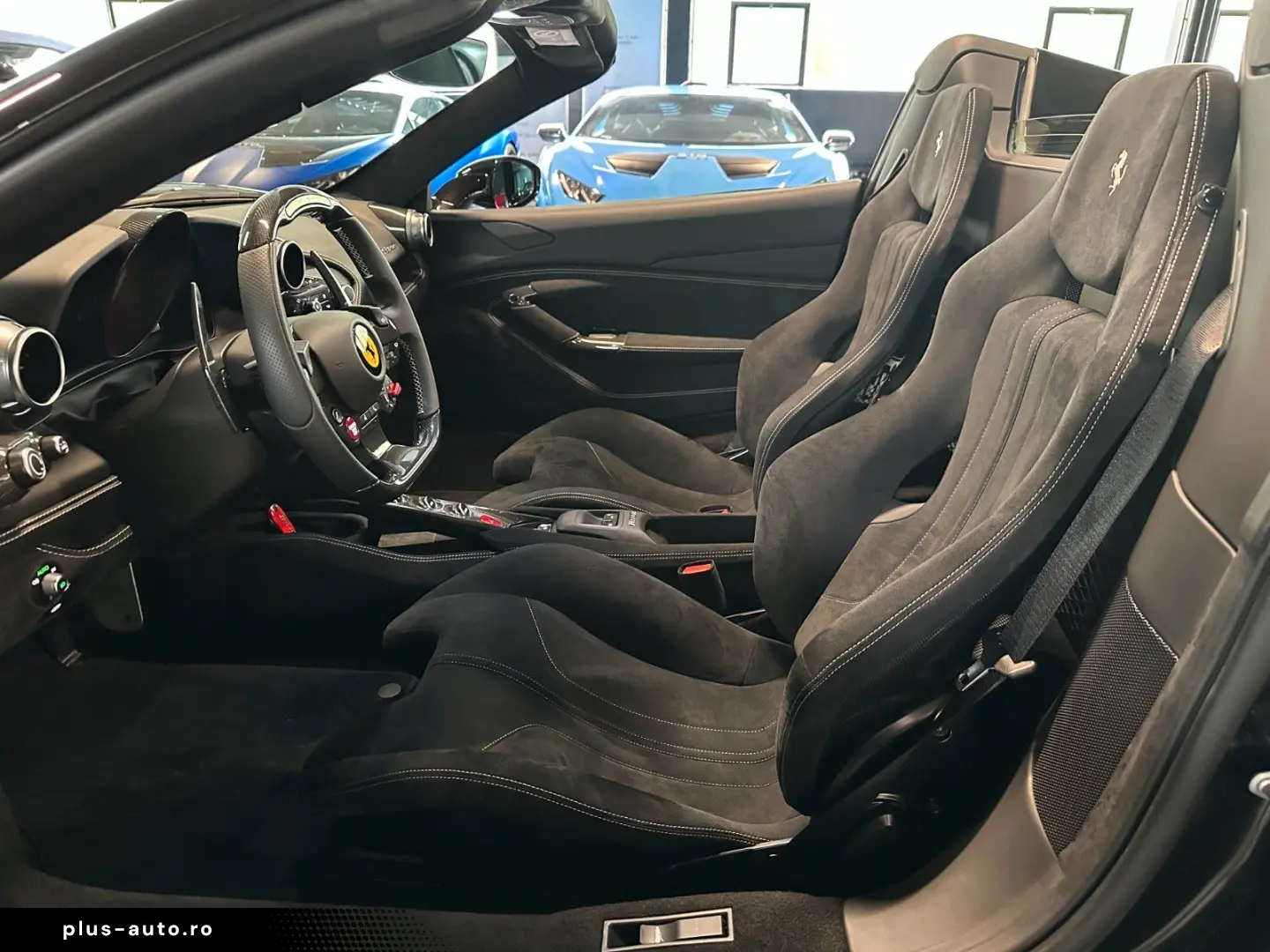 FERRARI F8 Spider Lift Passenger Display HiFi Carbon