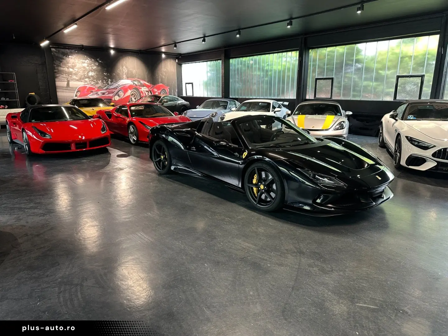 FERRARI F8 Spider Lift Passenger Display HiFi Carbon