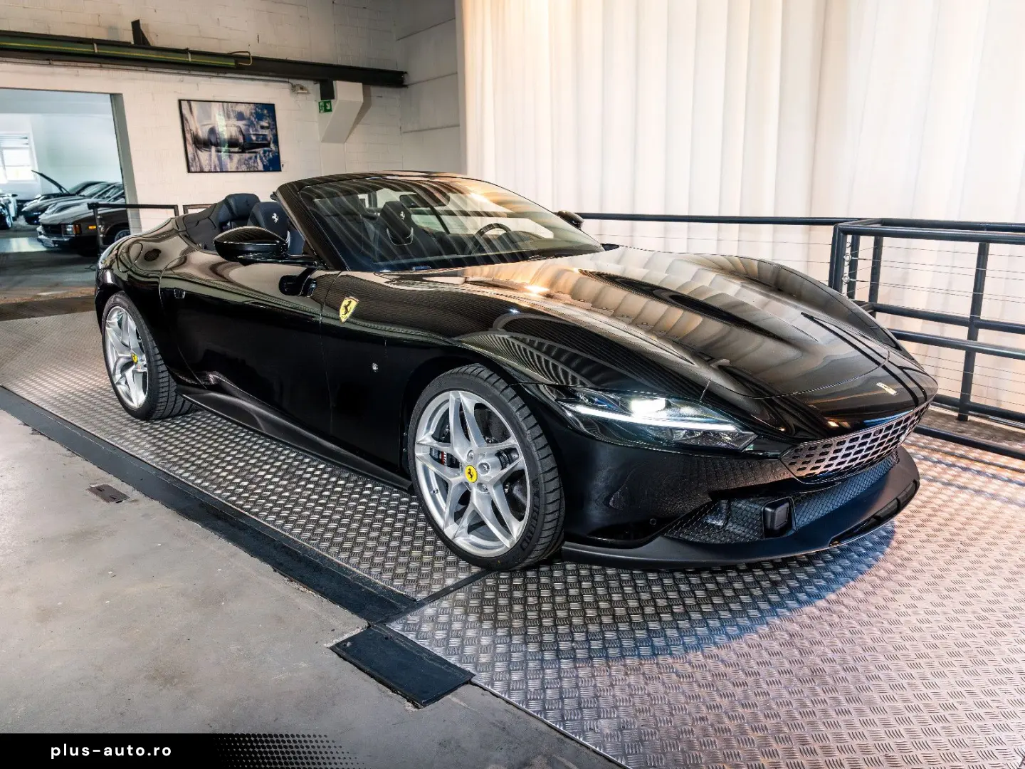 FERRARI Ferrari Roma Spider 360  CARBON BEIFAHRERDISPLAY