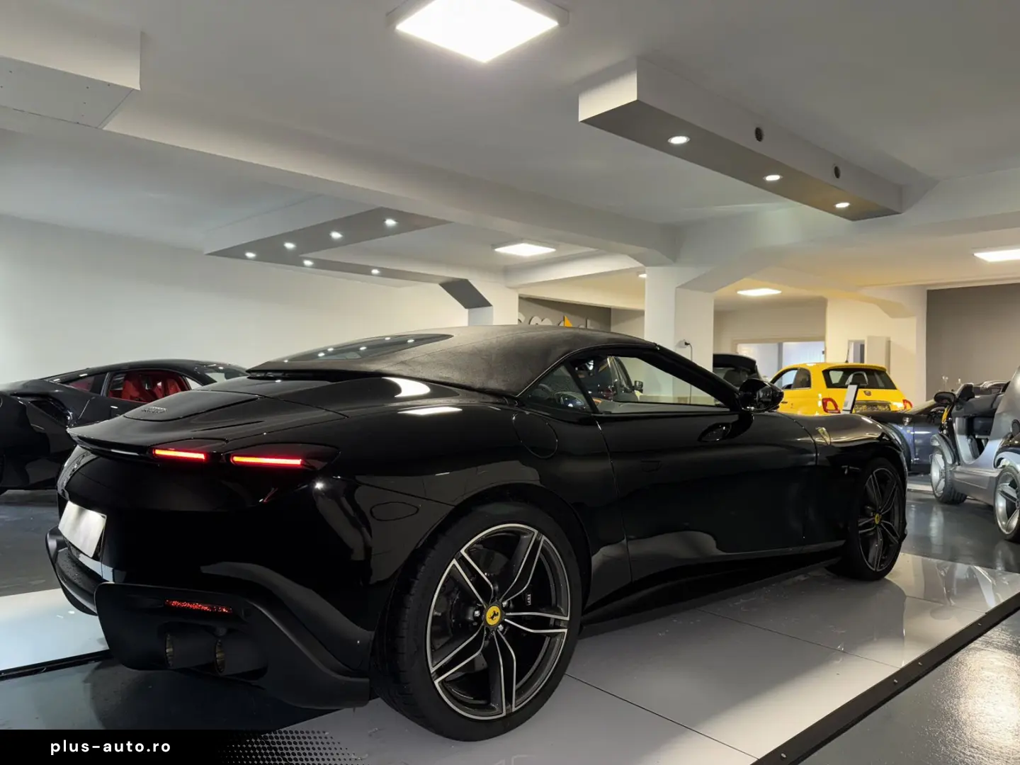 FERRARI ROMA SPIDER DISPLAY FORGED DIAMOND FELGEN