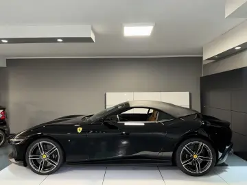 FERRARI ROMA SPIDER DISPLAY FORGED DIAMOND FELGEN