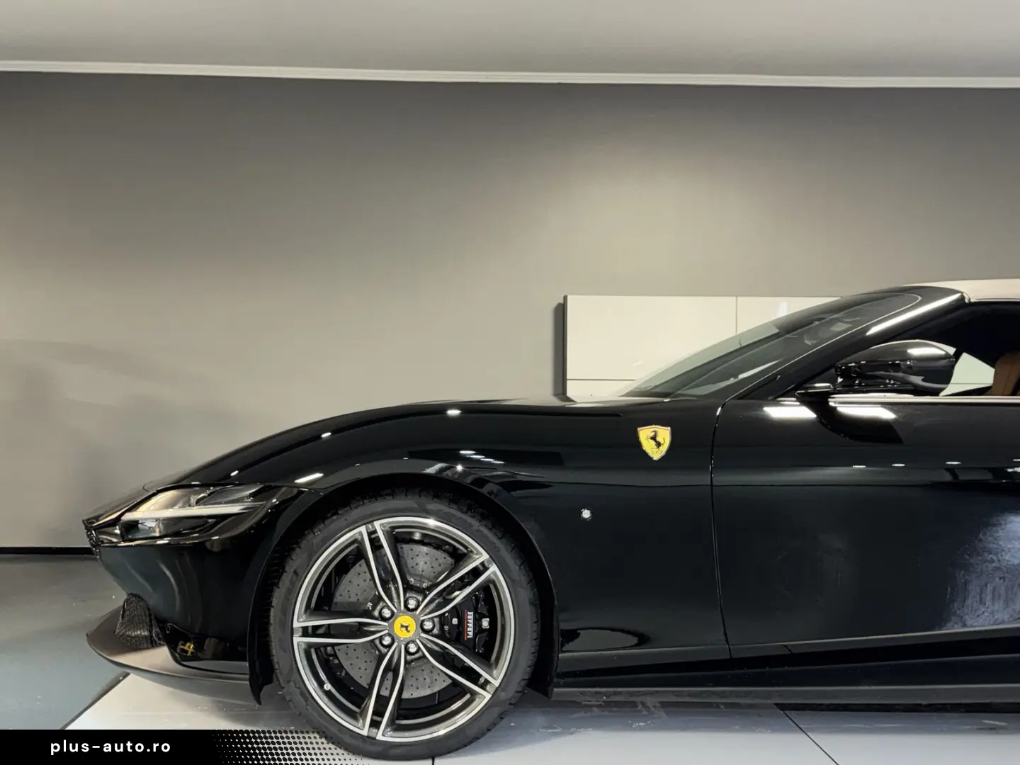 FERRARI ROMA SPIDER DISPLAY FORGED DIAMOND FELGEN