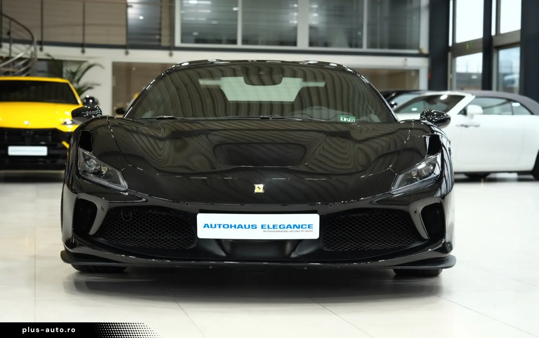 FERRARI F8 Spider RACING-SEATS LIFT PASSENGER-DISPLAY
