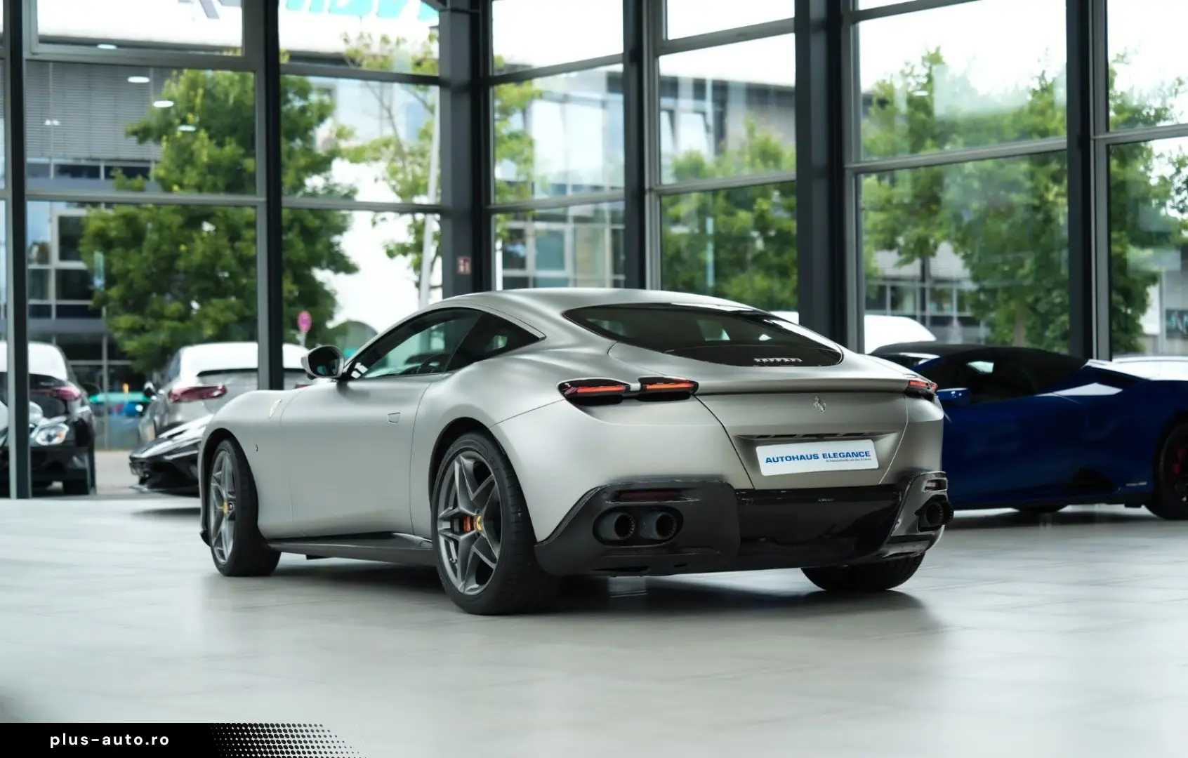 FERRARI Roma CARBON-EXTERIEUR MATRX-LED MATT DAYTONA 1HD
