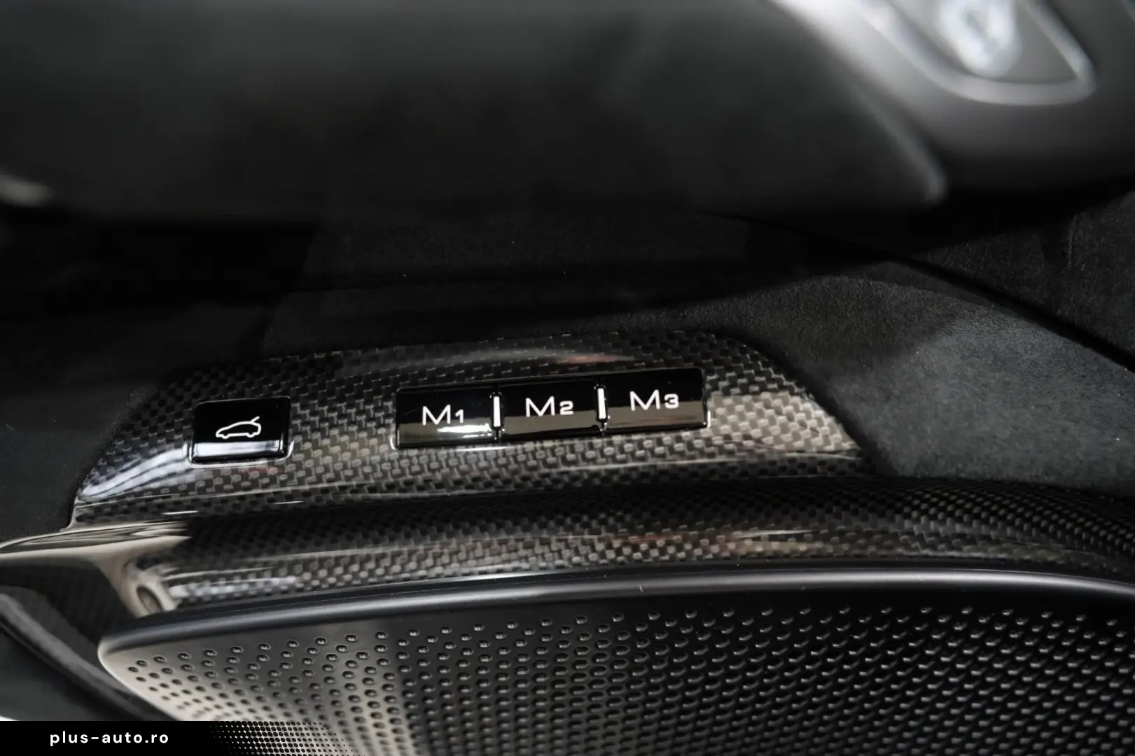 FERRARI Roma CARBON-EXTERIEUR MATRX-LED MATT DAYTONA 1HD