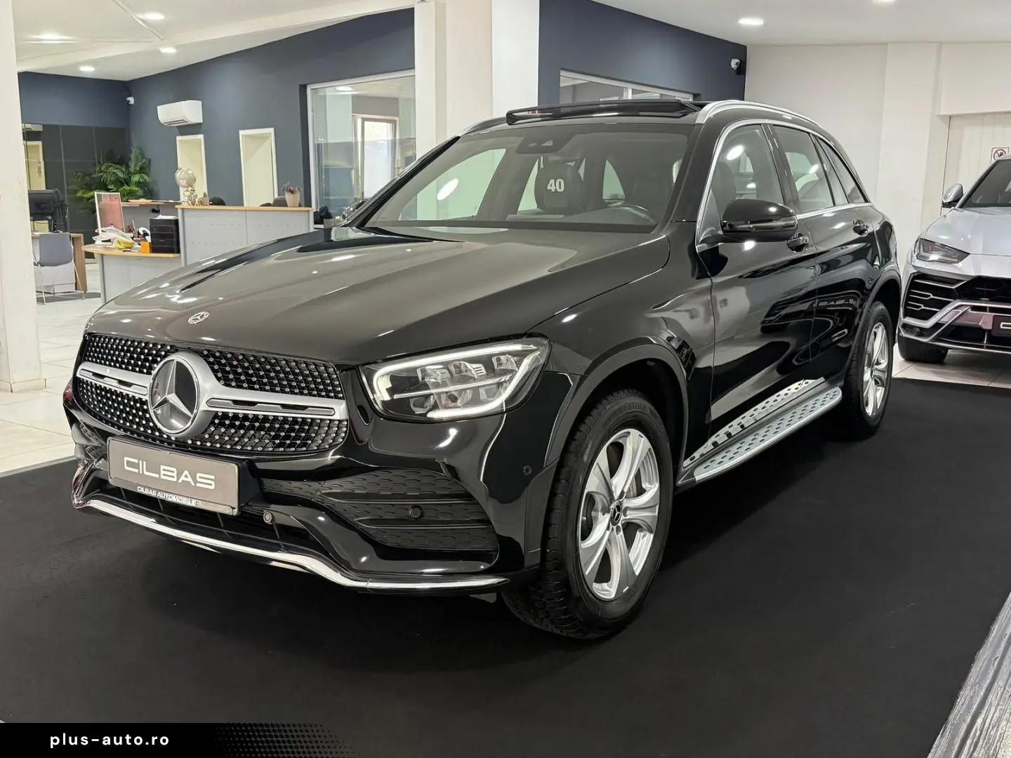 MERCEDES-BENZ GLC 300 de 4M AMG-LINE PANO DISTR KAM &hellip;